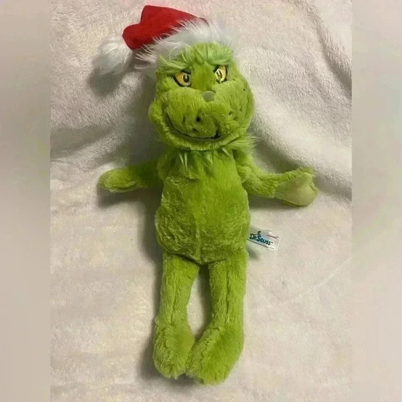 16” Aurora How the Grinch Stole Christmas 2022 Dr Suess Stuffed Animal plush toy - Picture 1 of 6